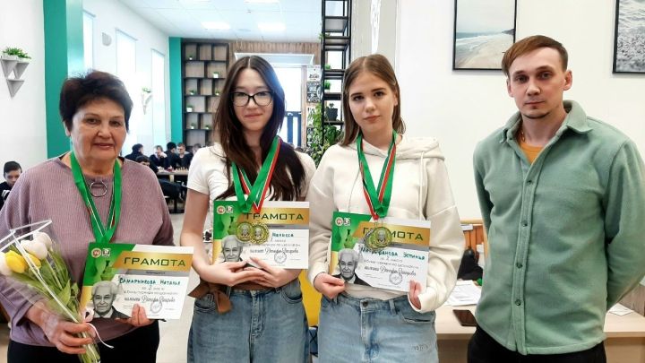 В Зеленодольске состоялся турнир по шахматам памяти Данифа Закирова