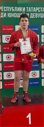 «Самбо воспитывает характер», или Как лицеист Карим Закиров завоевал «золото» первенства Татарстана