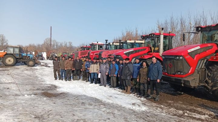 Сельхозмашины АО «Красный Восток Агро» прошли техосмотр