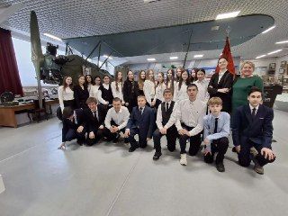 Ученики 8-го класса Лицея имени Карпова села Осиново посетили Казанский вертолетный завод