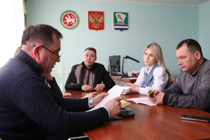 В Зеленодольске обсудили меры борьбы с особо опасными заболеваниями животных