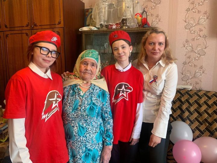 90-летний юбилей отметила Карбанбика Нурсаетовна Сарварова