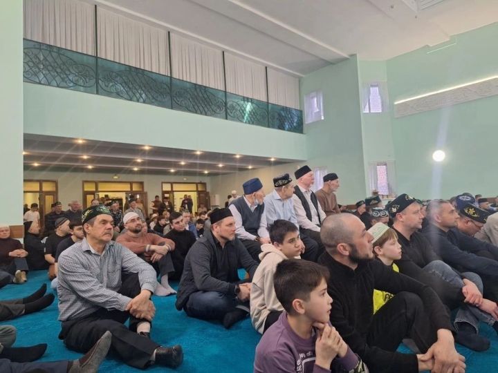 Зеленодольцы встретили праздник Ураза-байрам