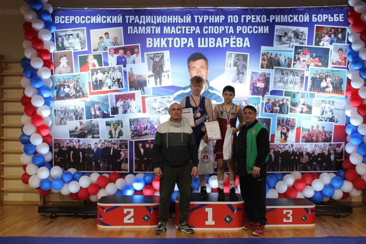 Зеленодольские борцы завоевали медали Всероссийского турнира