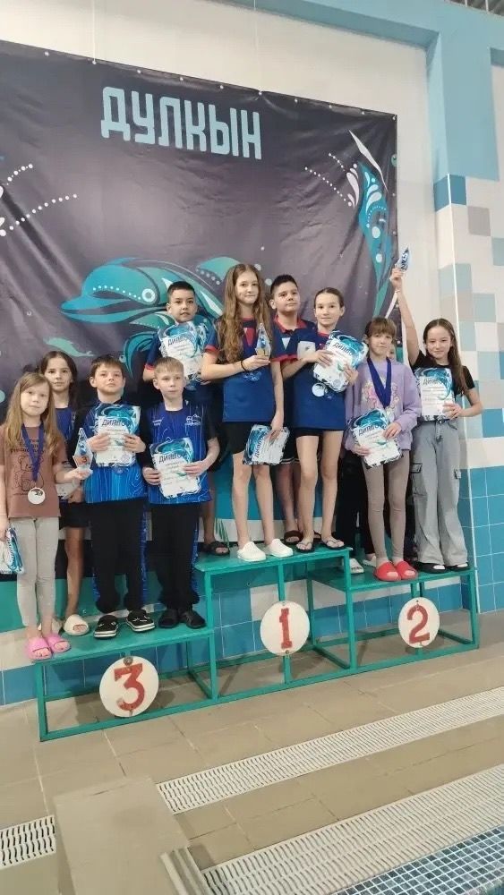 Зеленодольские пловцы успешно выступили в Атне