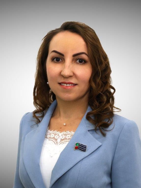 Зеленодольцы отстаивали честь района на конкурсе «Женщина года»: Номинация «Женщина — учёный»