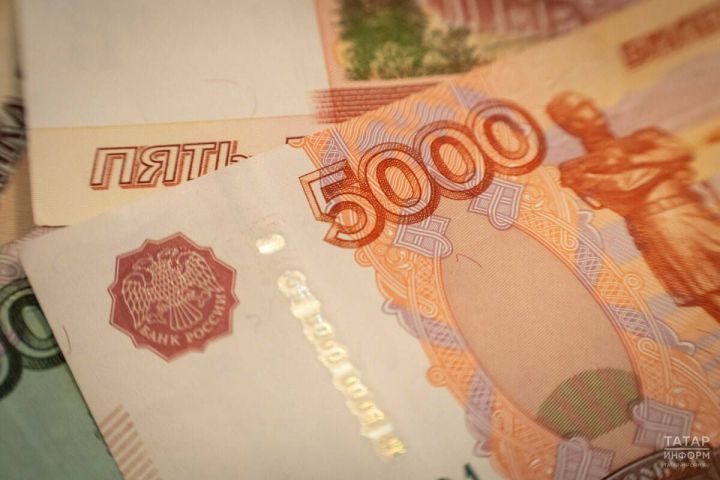 По росту зарплат Татарстан опережает другие регионы ПФО