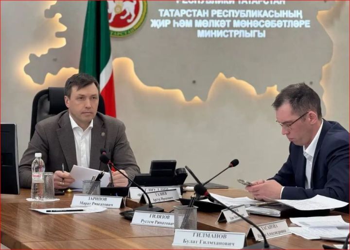 В Татарстане разработали дорожную карту ликвидации задолженности за ЖКУ у детей-сирот