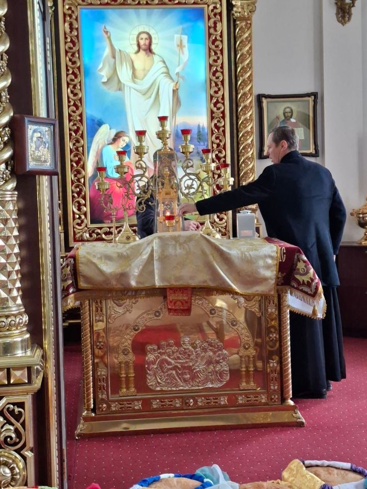 Благодатный огонь доставлен в Зеленодольск