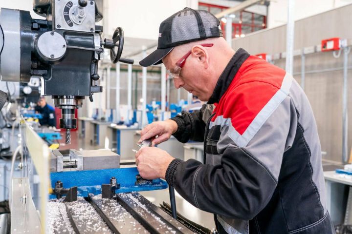 На Казанском вертолётном заводе дан старт региональному отбору Всероссийского конкурса профессионального мастерства «Лучший по профессии»