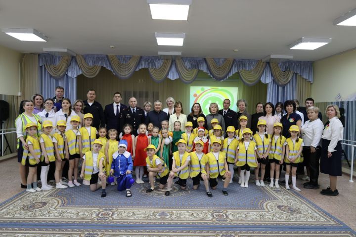 В Зеленодольске подвели итоги республиканского смотра-конкурса «Зелёный огонёк-2026»