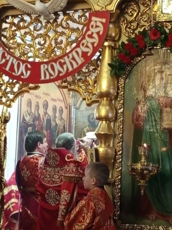 Митрополит Казанский и Татарстанский Кирилл возглавил Архиерейскую пасхальную служба в Зеленодольске