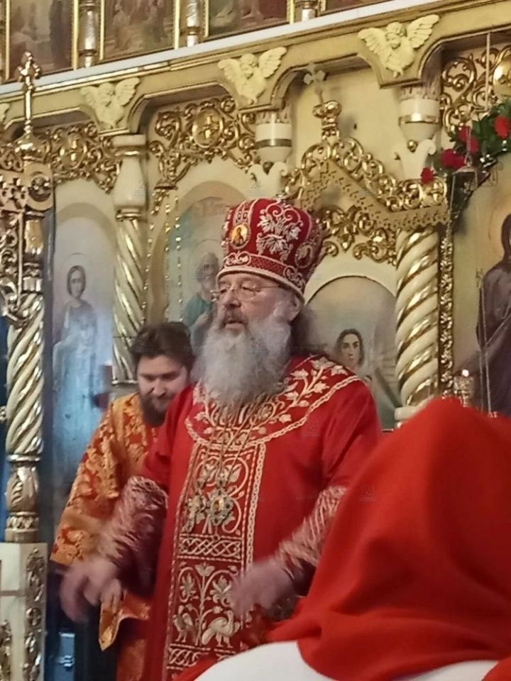 Митрополит Казанский и Татарстанский Кирилл возглавил Архиерейскую пасхальную служба в Зеленодольске