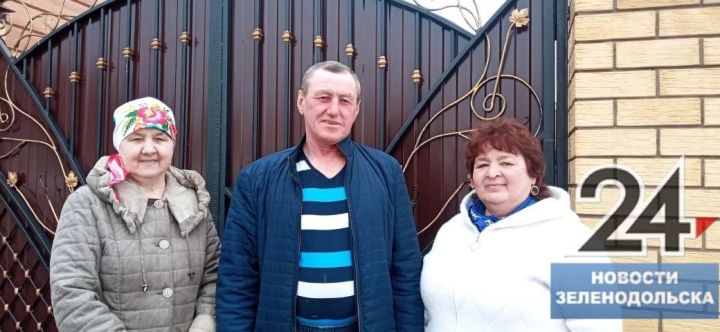 По 200 тысяч рублей — такую помощь получили семьи самозанятых сельчан в Зеленодольском районе