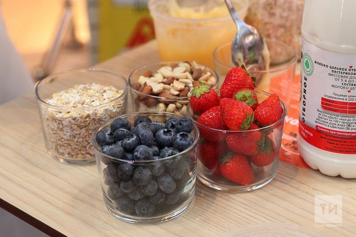 Целлюлит не уйдет, пока вы едите это: меню от диетолога Роскачества