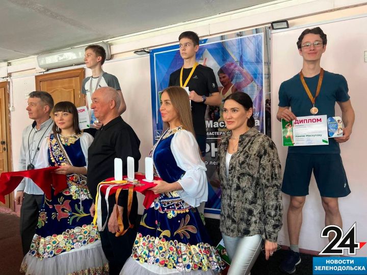 Дело тренера живёт: в Зеленодольске прошли соревнования по легкой атлетике, посвященные памяти Наиля Масхутова