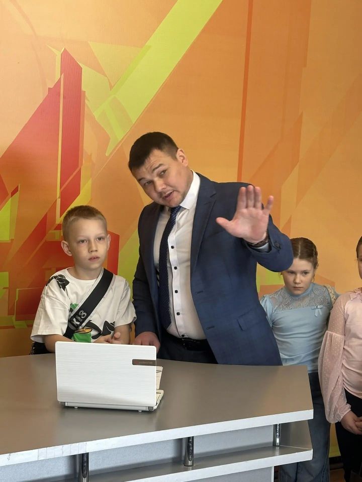 На экскурсии в Информационном центре «Зелёный Дол » побывали ученики гимназии №3