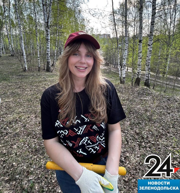 В микрорайоне «Зелёная долина» Зеленодольска провели акцию «Сад памяти»