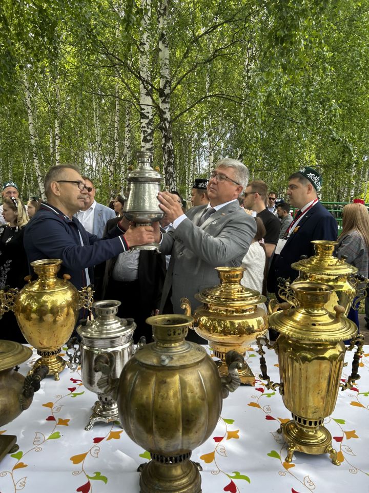 Уроженец Зеленодольского района Фарид Зарипов привез историю на городской Сабантуй