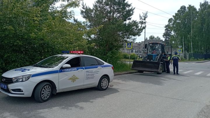В Зеленодольском районе выявили нарушения при эксплуатации самоходной техники