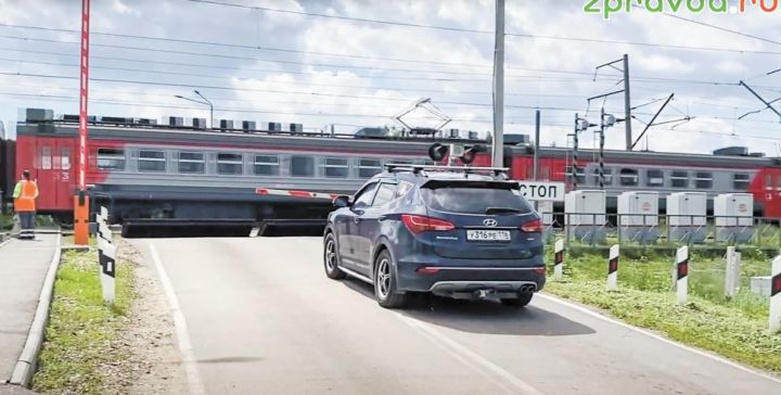 Секундная спешка на переезде в п. Атлашкино может стоить жизни