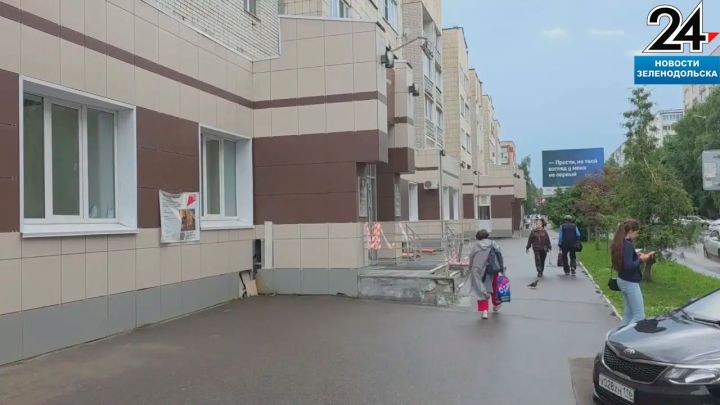 Ремонт в Зеленодольске со знаком «плюс»: Как преображается поликлиника № 3 на Мирном