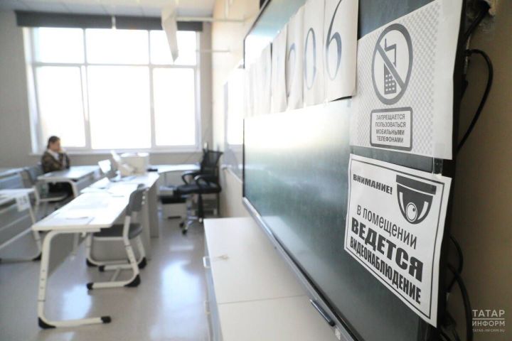 «Темы сочинений соответствуют»: Рособрнадзор развеял мифы о сложном ЕГЭ по русскому