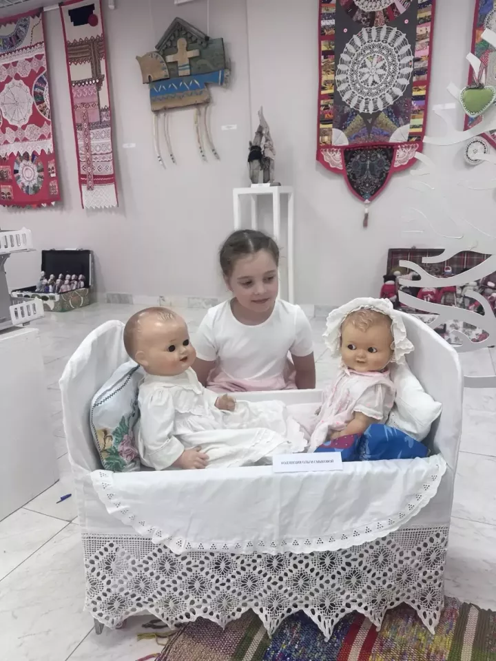 Коллектив ИЦ «Зелёный Дол» посетил Зеленодольскую художественную галерею
