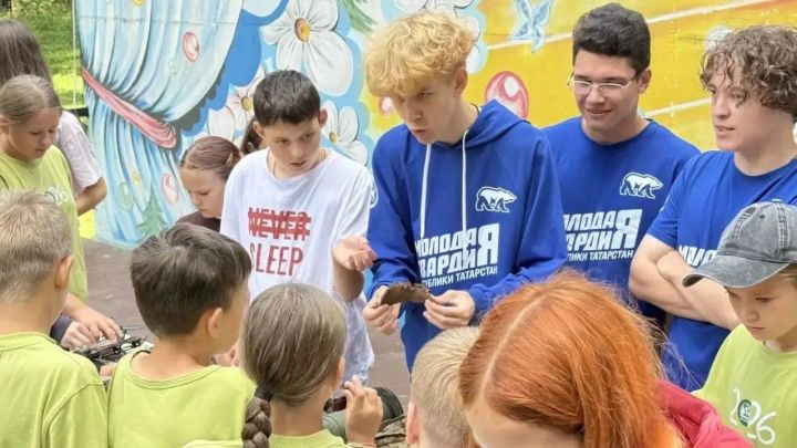 Активисты «Молодой Гвардии» организовали патриотическое мероприятие для детей