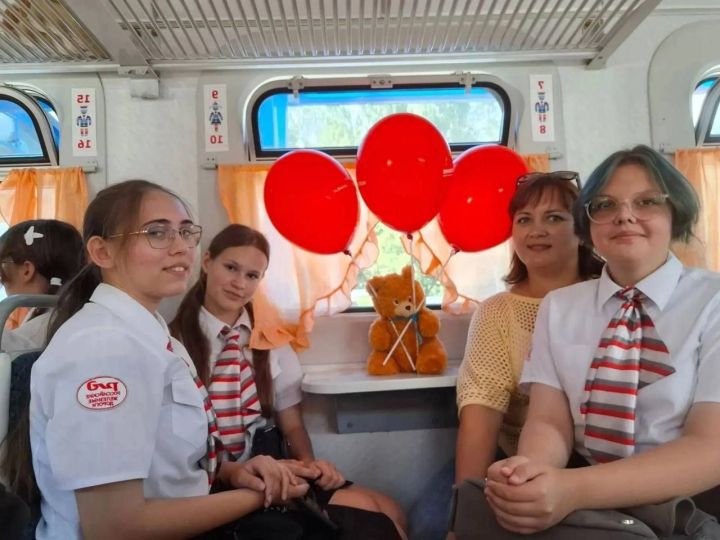 Юные железнодорожники Зеленодольска отметили День железнодорожника