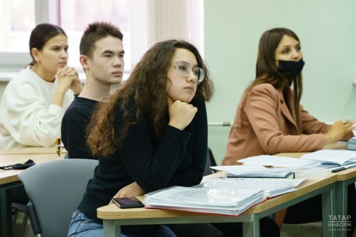 Студентам из многодетных семей получат компенсацию платы за обучение
