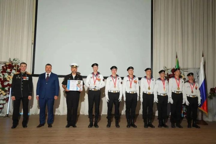 Движения Первых поздравляет сборную Татарстана с победой