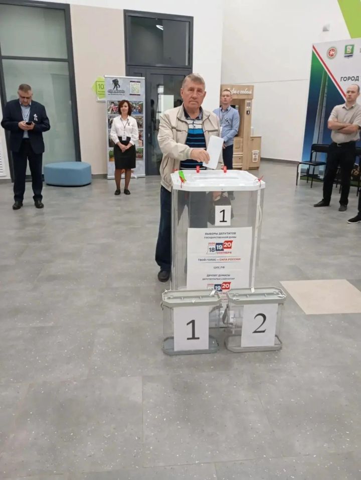 Председатель совета ветеранов Зеленодольского ОМВД принял участие в голосовании
