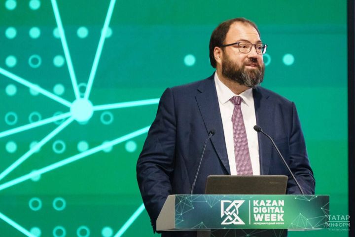 Министр цифрового развития, связи и массовых коммуникаций РФ оценил роль международного форума
